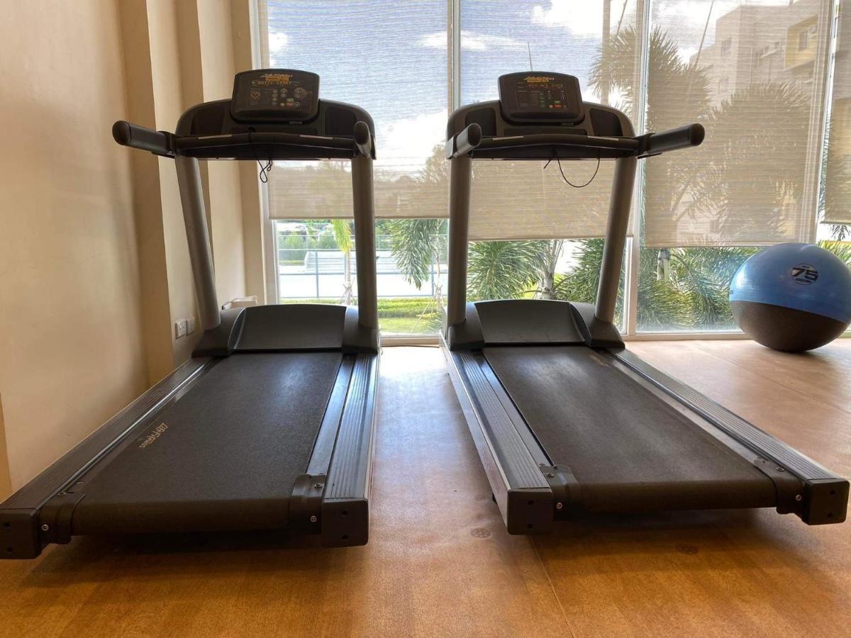 Entire 2Br Condo Unit@8 Spatial Condominium Davao City Екстериор снимка